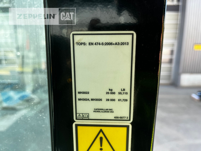 Bager za obradu otpada/ Industrije Cat MH3024-06C: slika 41