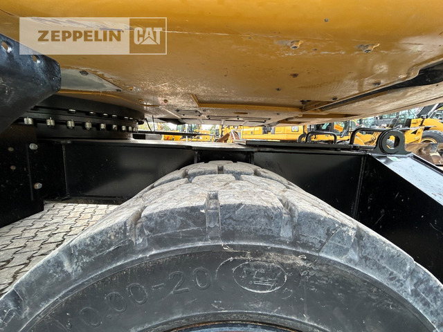 Bager za obradu otpada/ Industrije Cat MH3024-06C: slika 20 Bager za obradu otpada/ Industrije Cat MH3024-06C: slika 20