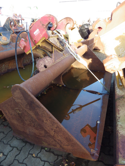 Komponenten Prim.-Prod Komponent - Kašika za bager: slika 2 Komponenten Prim.-Prod Komponent - Kašika za bager: slika 2