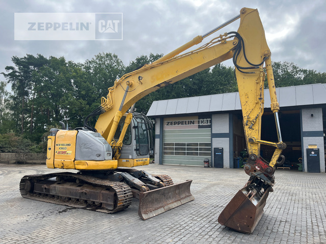 New Holland E235 - Bager guseničar: slika 2 New Holland E235 - Bager guseničar: slika 2