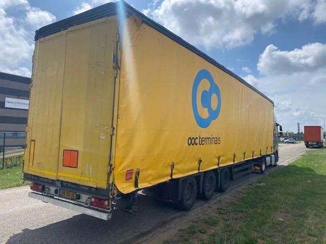 Schmitz Cargobull mega schuifzeil 102 cub , schade, evt met volvo fh 460 mega - Poluprikolica sa zatvorenim sandukom: slika 3 Schmitz Cargobull mega schuifzeil 102 cub , schade, evt met volvo fh 460 mega - Poluprikolica sa zatvorenim sandukom: slika 3