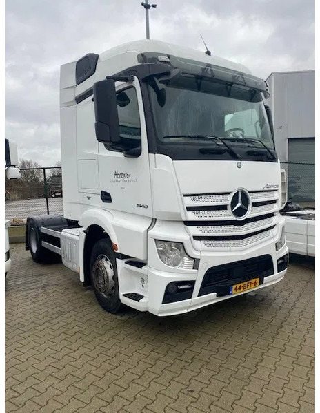 Mercedes-Benz Actros 1840 stream space cabine met spoilers fenders en zonneklep, apk gekeurd. - Tegljač: slika 2 Mercedes-Benz Actros 1840 stream space cabine met spoilers fenders en zonneklep, apk gekeurd. - Tegljač: slika 2