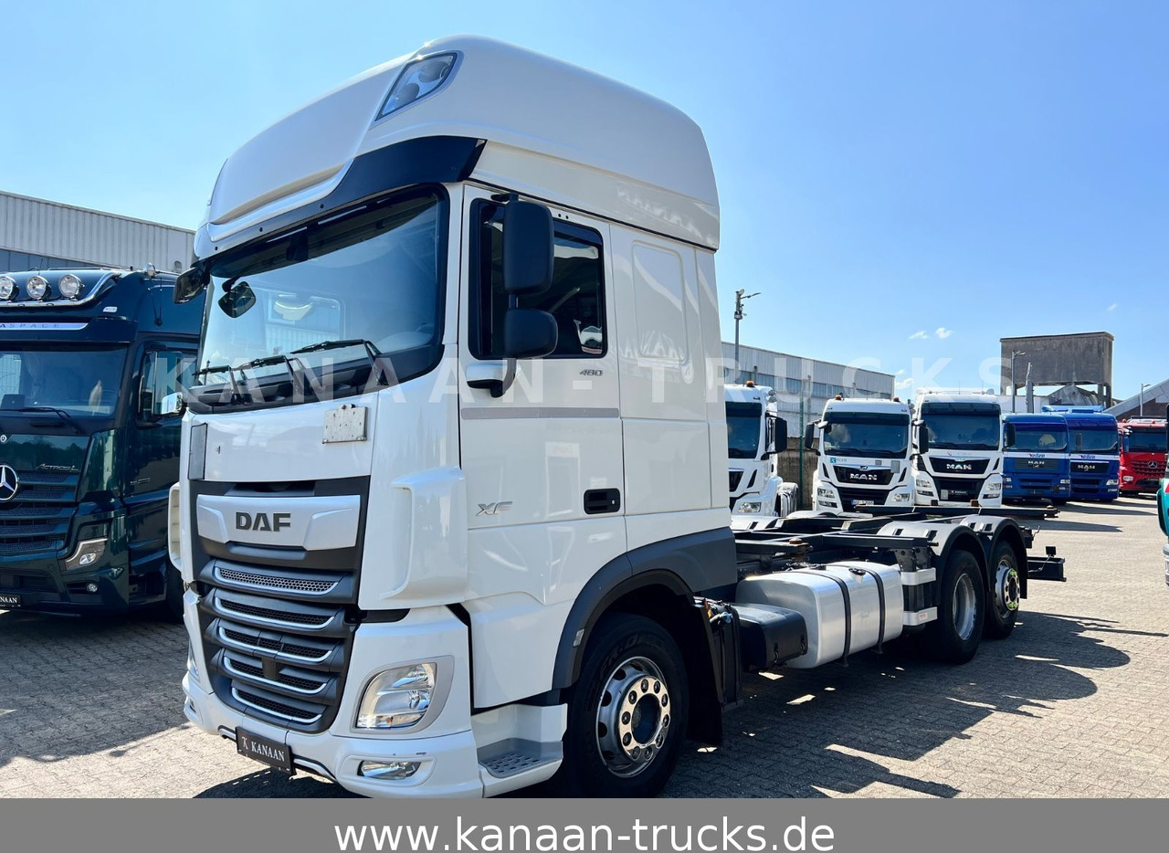 DAF XF 480 SSC 6x2 BDF Standklima - Kamion za prevoz kontejnera/ Kamion sa promenjivim sandukom: slika 1 DAF XF 480 SSC 6x2 BDF Standklima - Kamion za prevoz kontejnera/ Kamion sa promenjivim sandukom: slika 1
