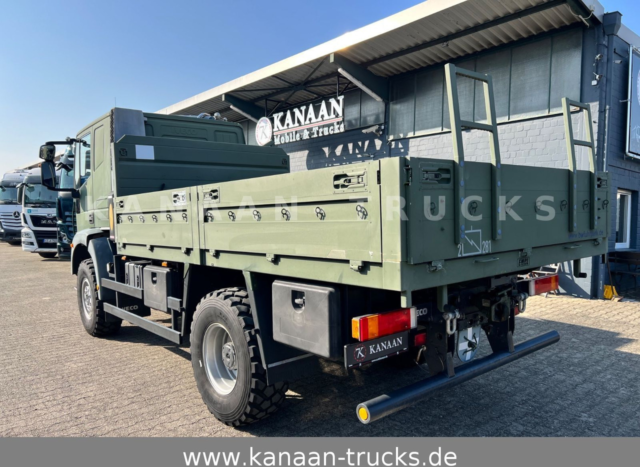 Iveco ML100E22WM-BW 4x4 Miltär Camper Exped 8.670Km - Kamion sa tovarnim sandukom: slika 4 Iveco ML100E22WM-BW 4x4 Miltär Camper Exped 8.670Km - Kamion sa tovarnim sandukom: slika 4