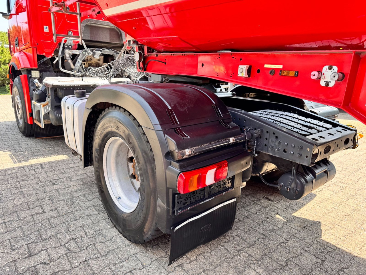 Mercedes-Benz 1846 Actros LS Kipphydraulik Alcoa TÜV NEU - Tegljač: slika 4 Mercedes-Benz 1846 Actros LS Kipphydraulik Alcoa TÜV NEU - Tegljač: slika 4