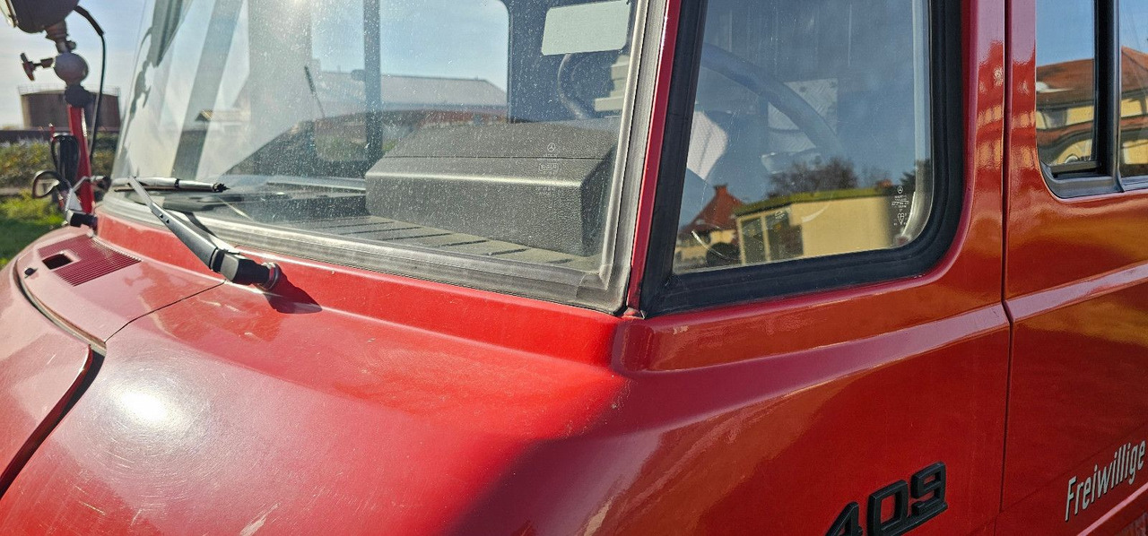 Mercedes-Benz 409 Feuerwehr Oldtimer Eventfahrzeug Traumauto - Dostavno vozilo: slika 5 Mercedes-Benz 409 Feuerwehr Oldtimer Eventfahrzeug Traumauto - Dostavno vozilo: slika 5
