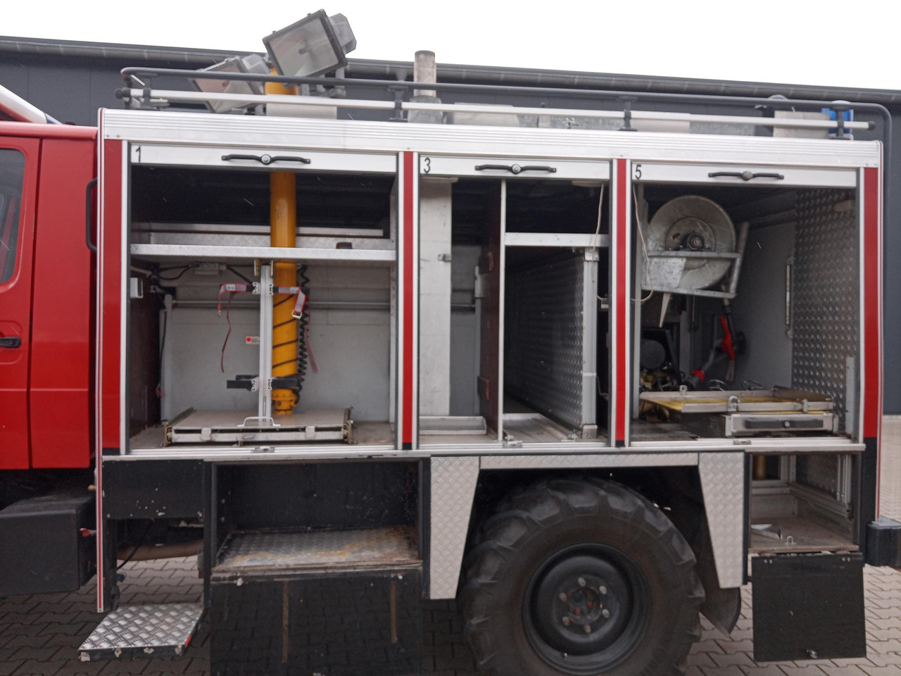 Vatrogasni kamion Mercedes Benz Unimog U1300L Unimog Firetruck: slika 11