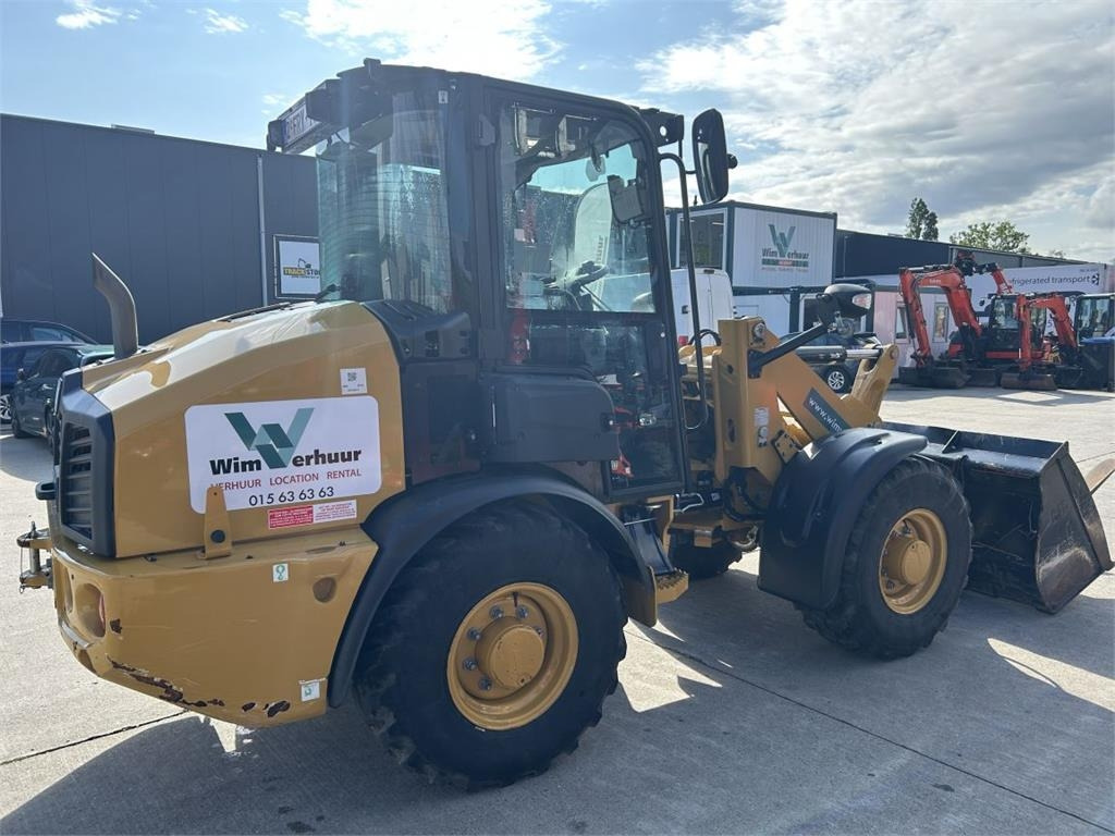 CAT 906 (9145) - Zglobni utovarivač: slika 4 CAT 906 (9145) - Zglobni utovarivač: slika 4