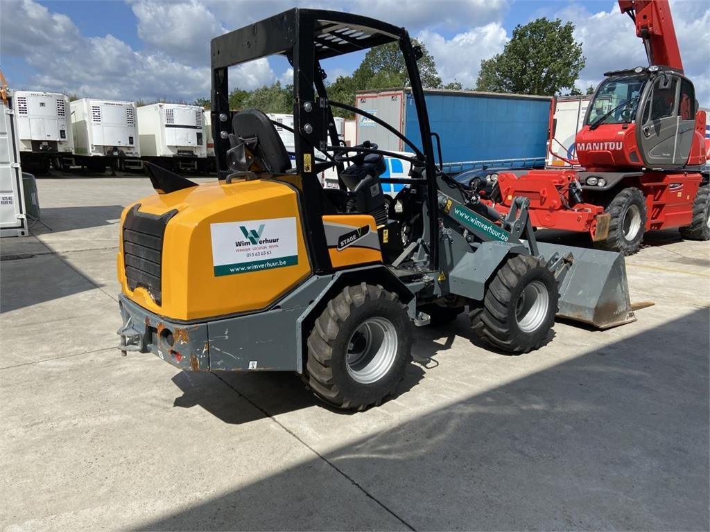 GiANT G2700 Xtra HD (6436) - Zglobni utovarivač: slika 4 GiANT G2700 Xtra HD (6436) - Zglobni utovarivač: slika 4