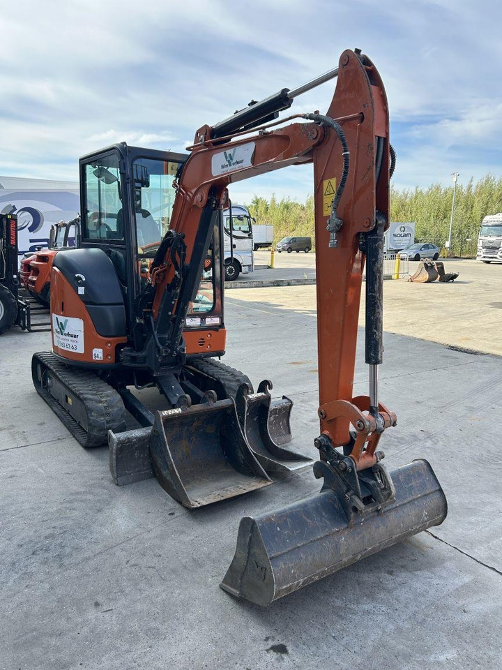 Hitachi ZX33U-6 (7740)  - Mini bager: slika 3 Hitachi ZX33U-6 (7740)  - Mini bager: slika 3