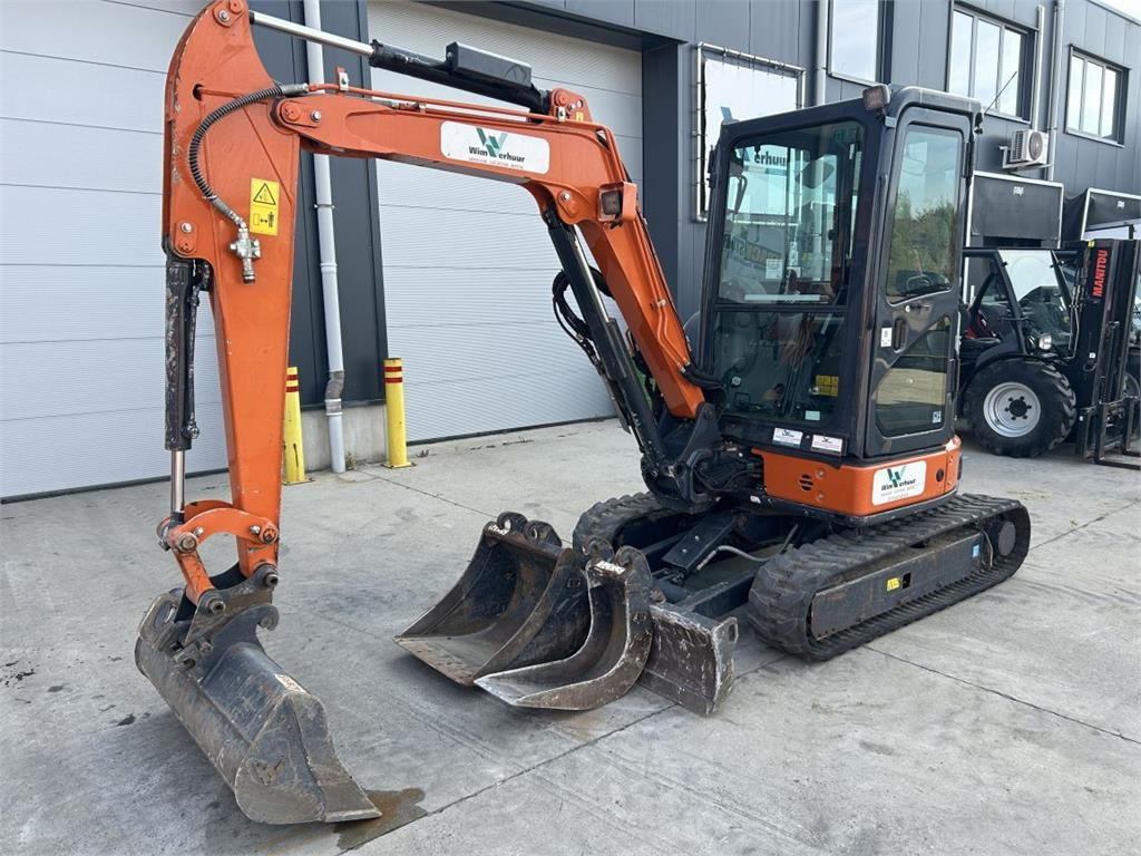 Hitachi ZX33U-6 (7740)  - Mini bager: slika 2 Hitachi ZX33U-6 (7740)  - Mini bager: slika 2
