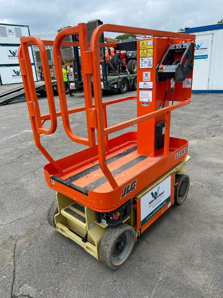 JLG 1230 ES (10150) - Lift u obliku makaza: slika 5 JLG 1230 ES (10150) - Lift u obliku makaza: slika 5