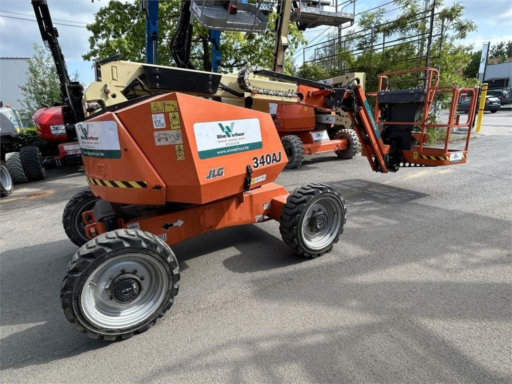 JLG 340AJ (4972) - Zglobna platforma: slika 1 JLG 340AJ (4972) - Zglobna platforma: slika 1
