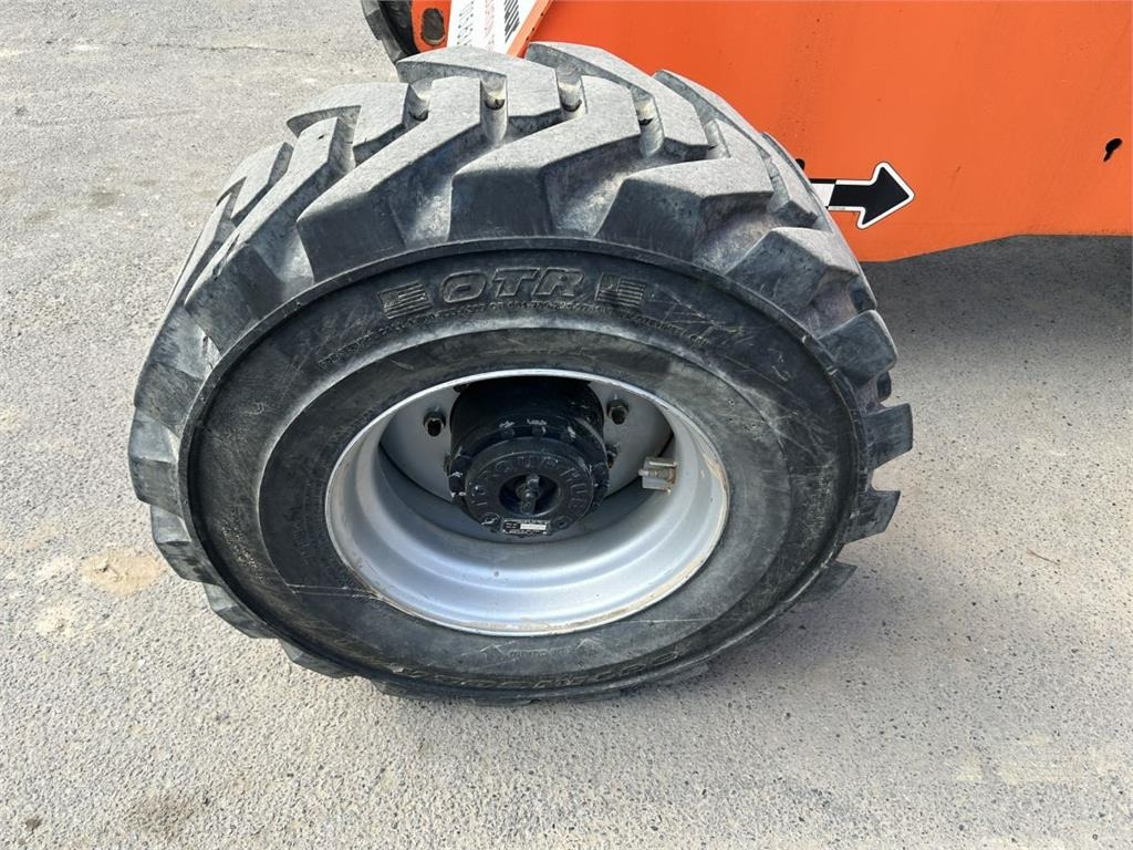 Teleskopska platforma JLG 460SJ (4568): slika 6 Teleskopska platforma JLG 460SJ (4568): slika 6