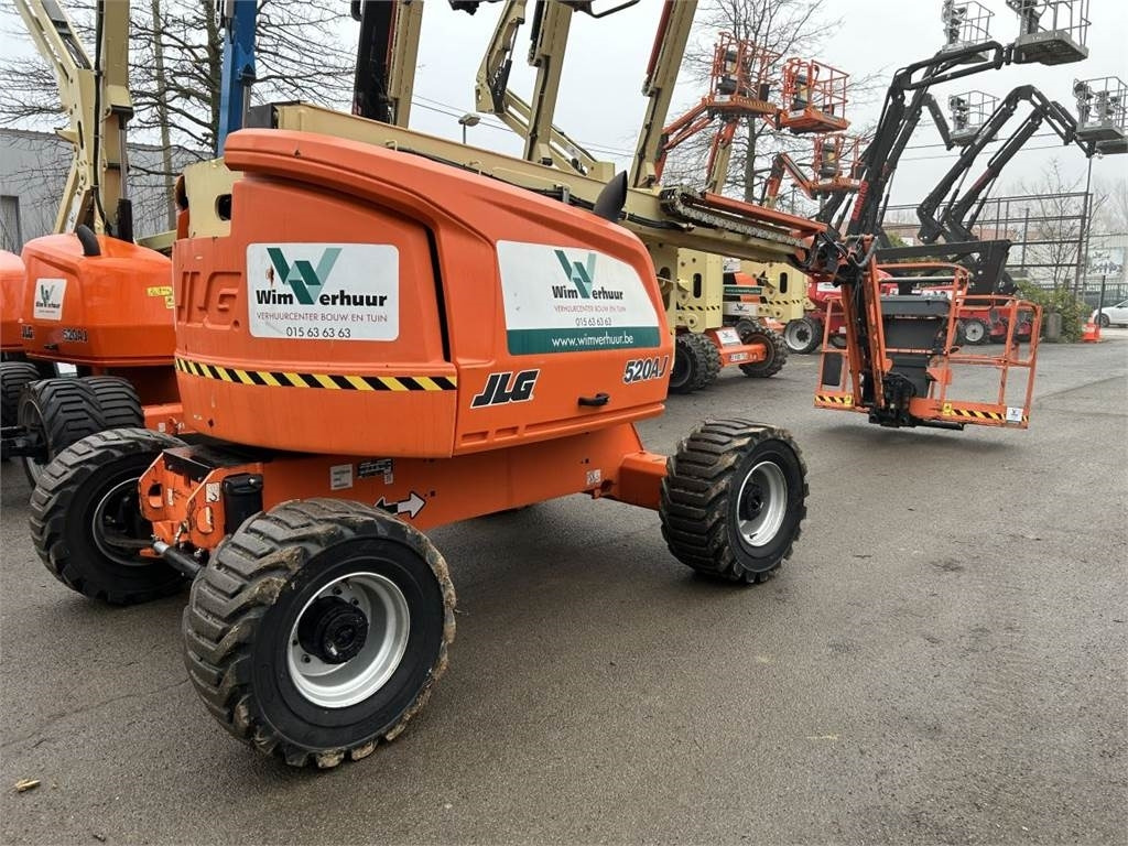 JLG 520AJ (2633) - Zglobna platforma: slika 3 JLG 520AJ (2633) - Zglobna platforma: slika 3