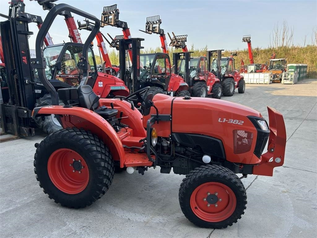 Kubota L1-382 (5278) - Komunalni traktor: slika 4 Kubota L1-382 (5278) - Komunalni traktor: slika 4
