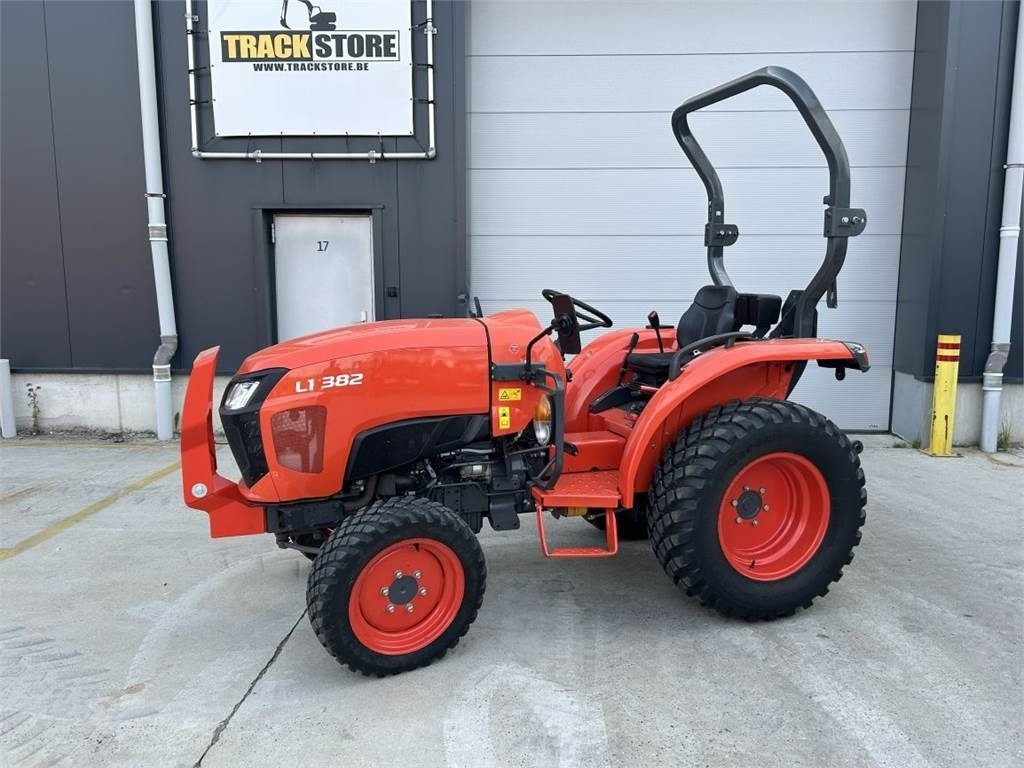 Kubota L1-382 (5278) - Komunalni traktor: slika 1 Kubota L1-382 (5278) - Komunalni traktor: slika 1