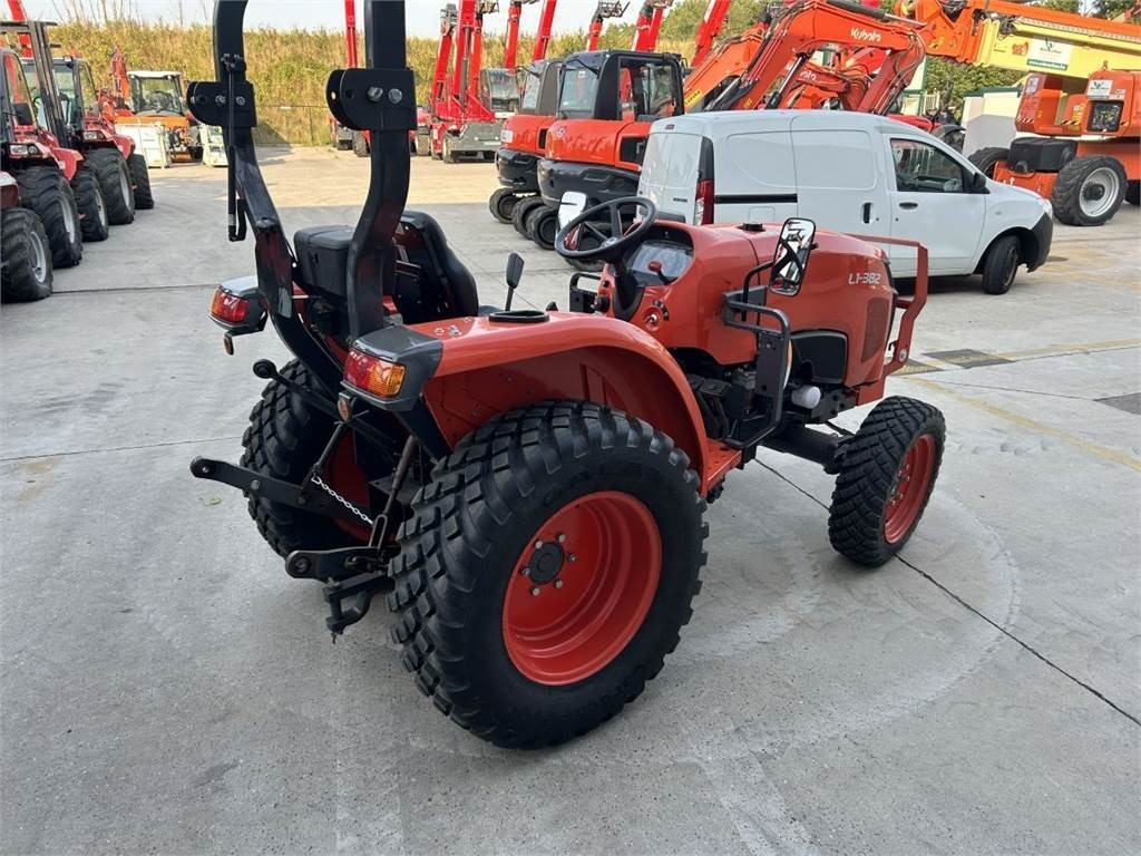 Kubota L1-382 (5278) - Komunalni traktor: slika 5 Kubota L1-382 (5278) - Komunalni traktor: slika 5