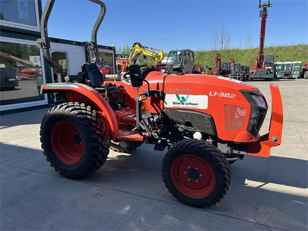 Kubota L1-382 (5283) - Komunalni traktor: slika 4 Kubota L1-382 (5283) - Komunalni traktor: slika 4