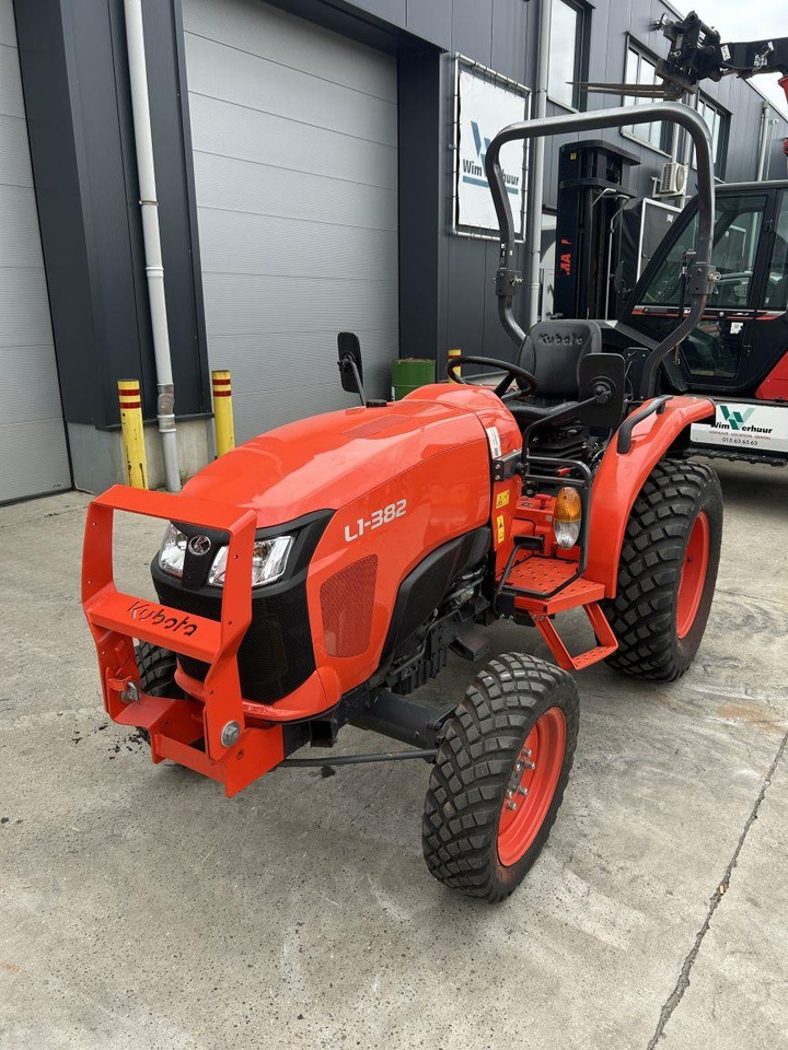 Kubota L1-382 (7325) - Komunalni traktor: slika 5 Kubota L1-382 (7325) - Komunalni traktor: slika 5