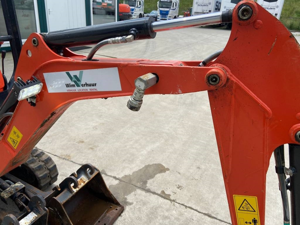 Kubota U 10 - Mini bager: slika 2 Kubota U 10 - Mini bager: slika 2