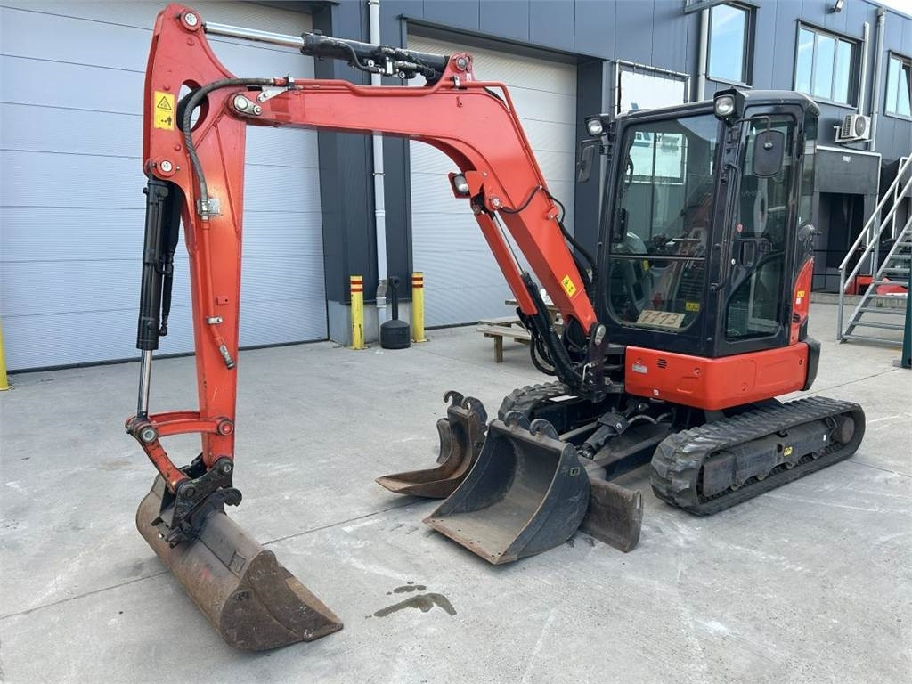 Mini bager Kubota U36-4 (7113): slika 1