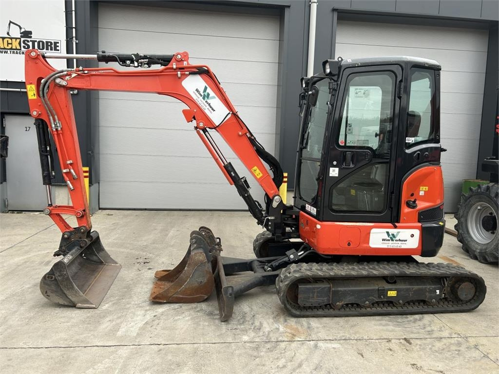 Kubota U36-4 (8598) - Mini bager: slika 1 Kubota U36-4 (8598) - Mini bager: slika 1