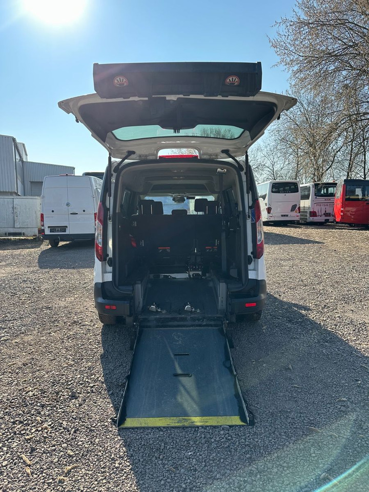 Ford Grand Tourneo 1.5 EcoBlue 74kW Auto Trend - Putnički kombi: slika 4 Ford Grand Tourneo 1.5 EcoBlue 74kW Auto Trend - Putnički kombi: slika 4