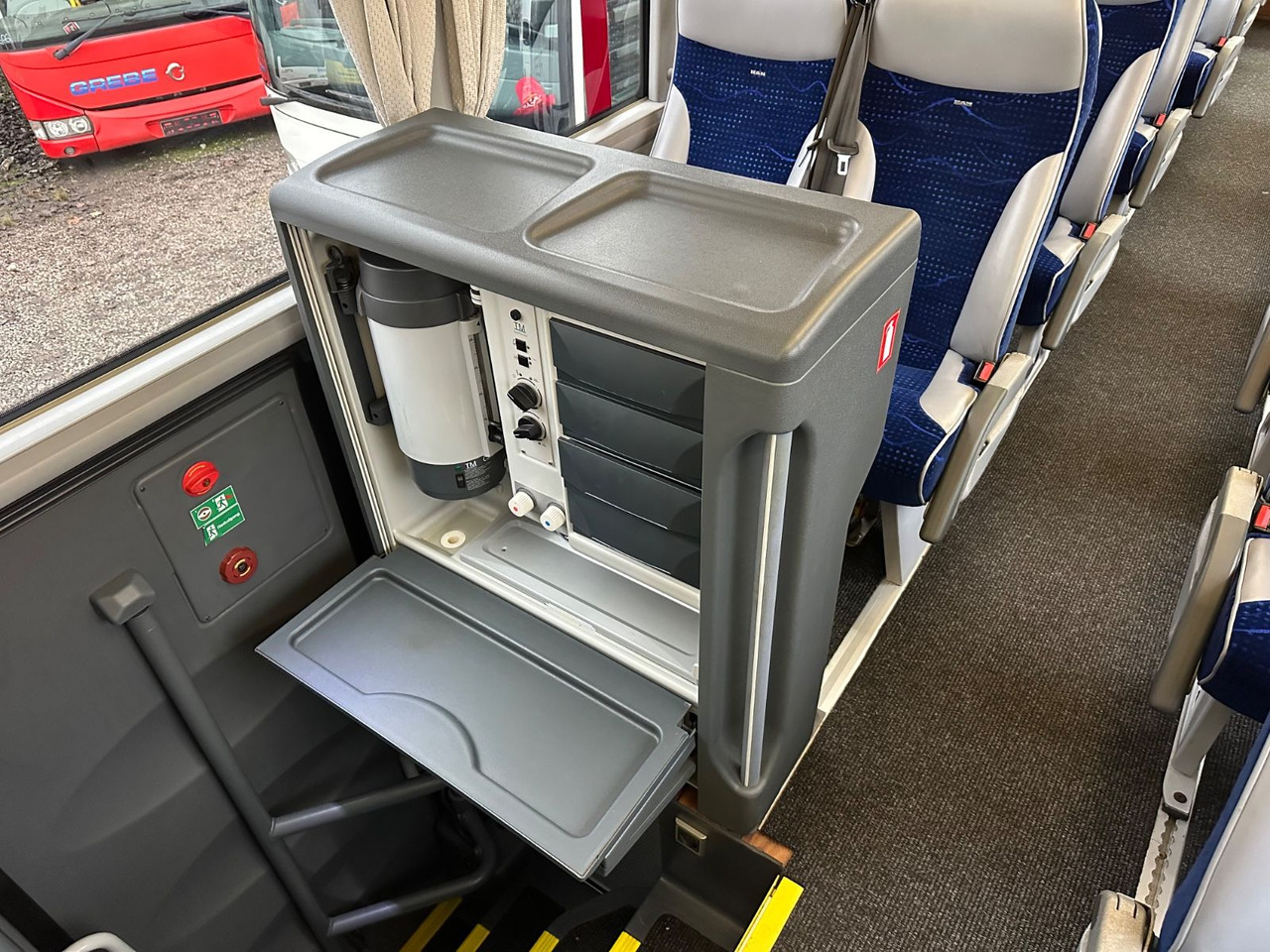 Turistički autobus MAN R08 Lions Coach L (wenig Km*Behinderten gerecht) MAN R08 Lions Coach L (wenig Km*Behinderten gerecht): slika 18