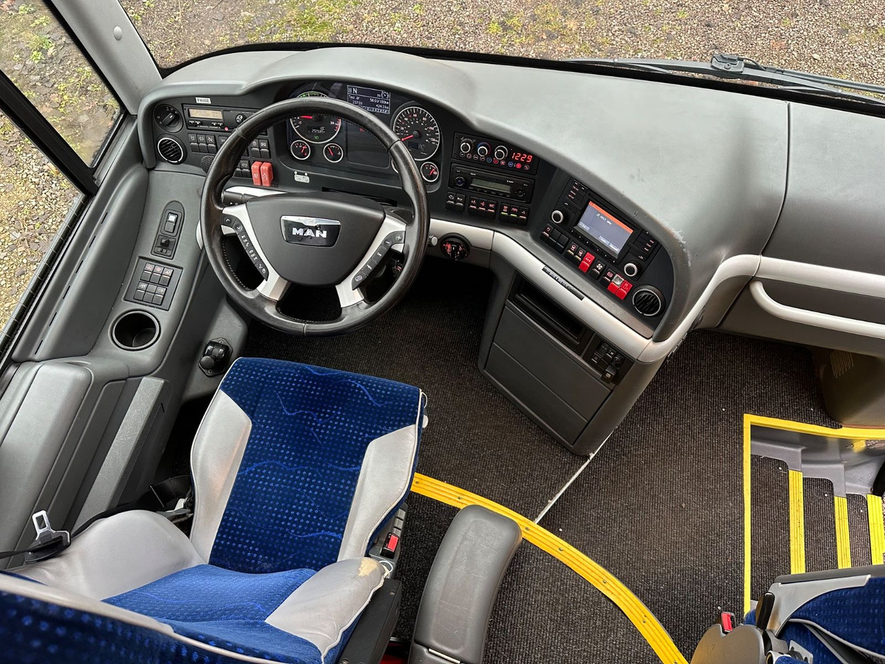 Turistički autobus MAN R08 Lions Coach L (wenig Km*Behinderten gerecht) MAN R08 Lions Coach L (wenig Km*Behinderten gerecht): slika 6