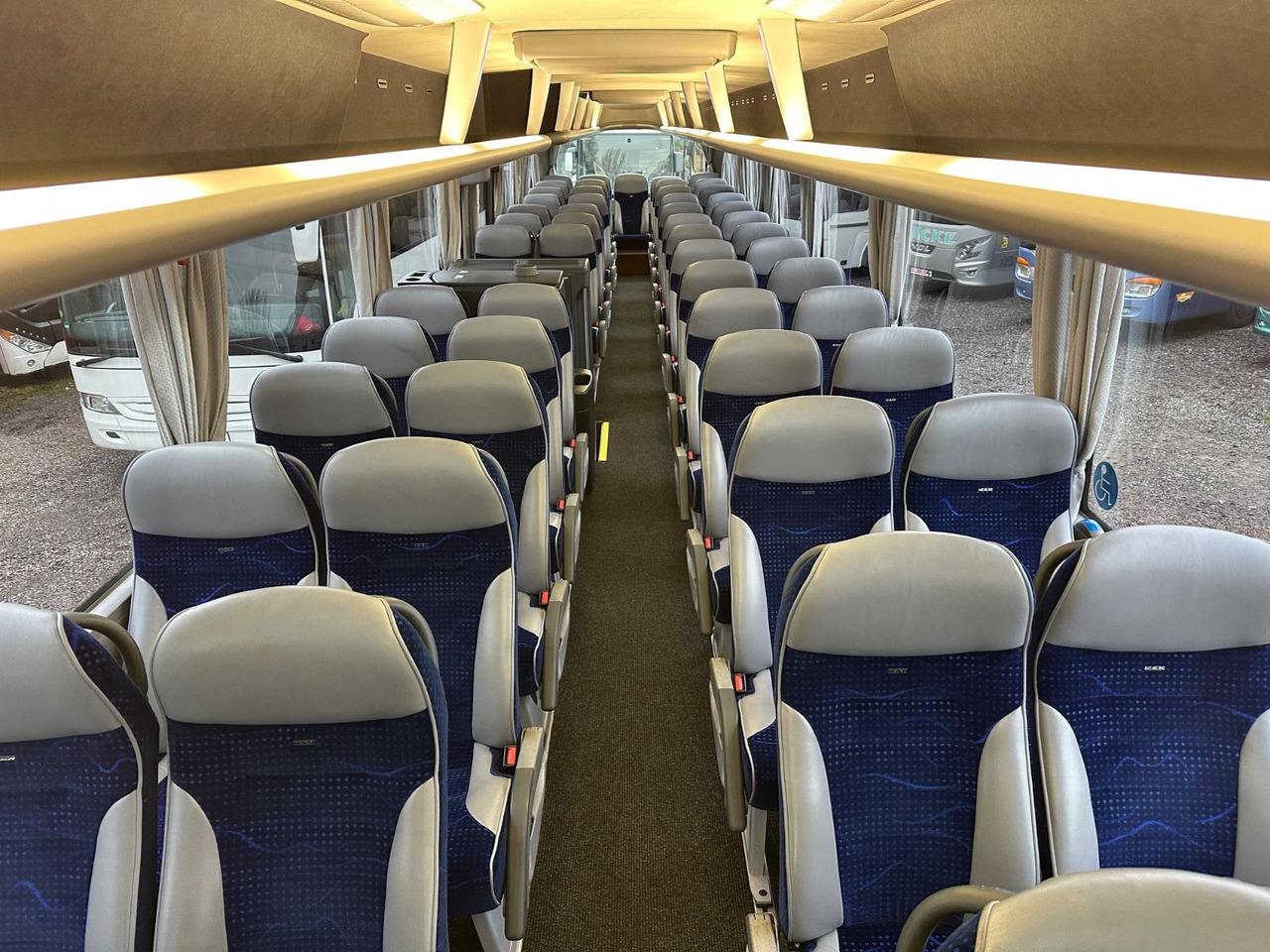 Turistički autobus MAN R08 Lions Coach L (wenig Km*Behinderten gerecht) MAN R08 Lions Coach L (wenig Km*Behinderten gerecht): slika 16