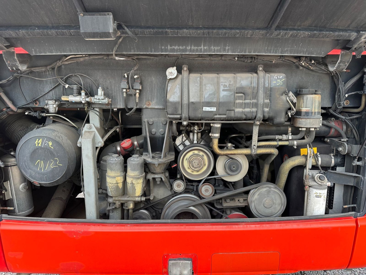 Mercedes-Benz O550 Integro (56 Sitze*Klima*Schalt) - Prigradski autobus: slika 4 Mercedes-Benz O550 Integro (56 Sitze*Klima*Schalt) - Prigradski autobus: slika 4