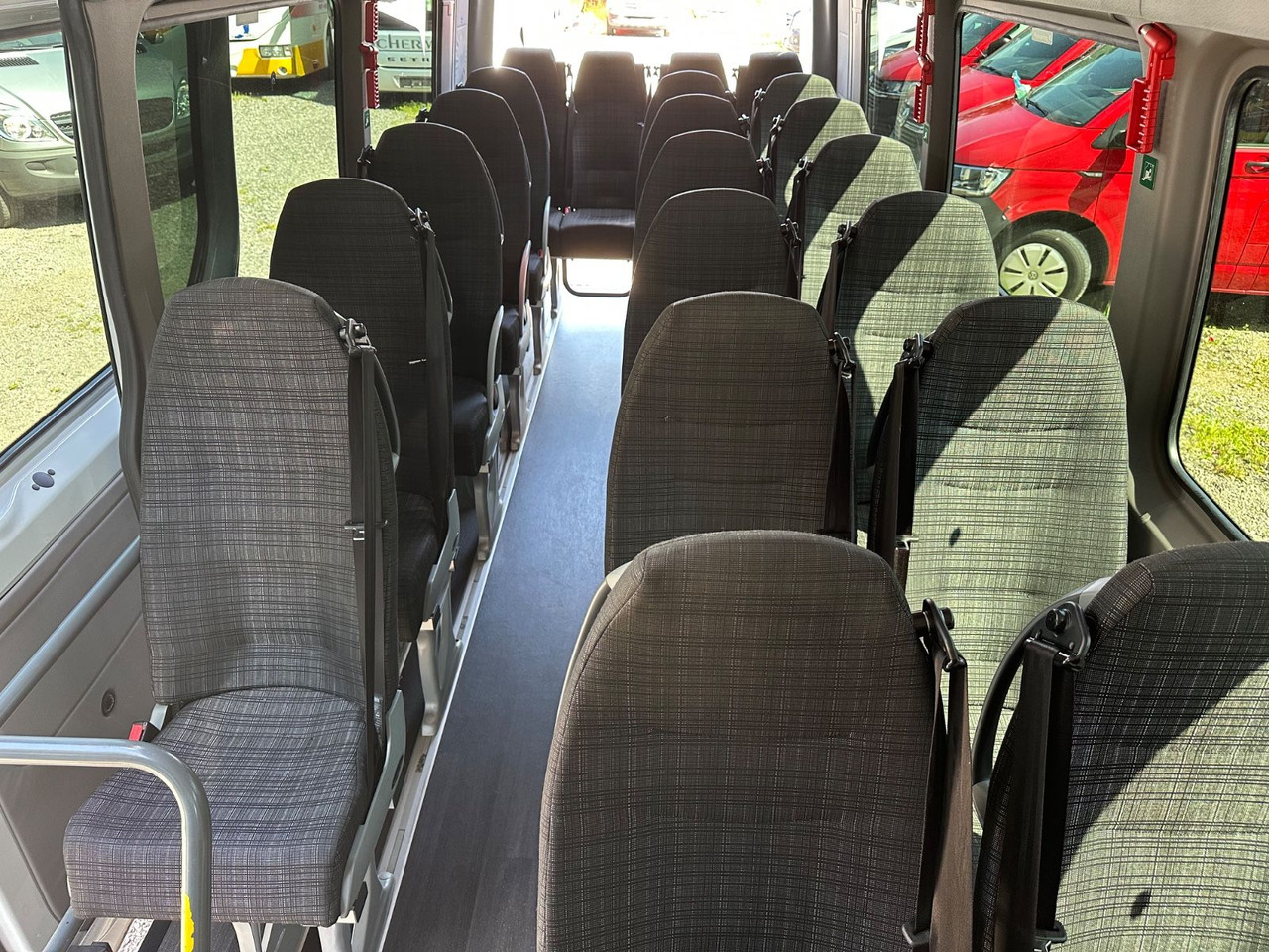 Mercedes-Benz Sprinter 516 CDi 45LL (DE*Klima*23 Sitze) - Minibus, Putnički kombi: slika 4 Mercedes-Benz Sprinter 516 CDi 45LL (DE*Klima*23 Sitze) - Minibus, Putnički kombi: slika 4