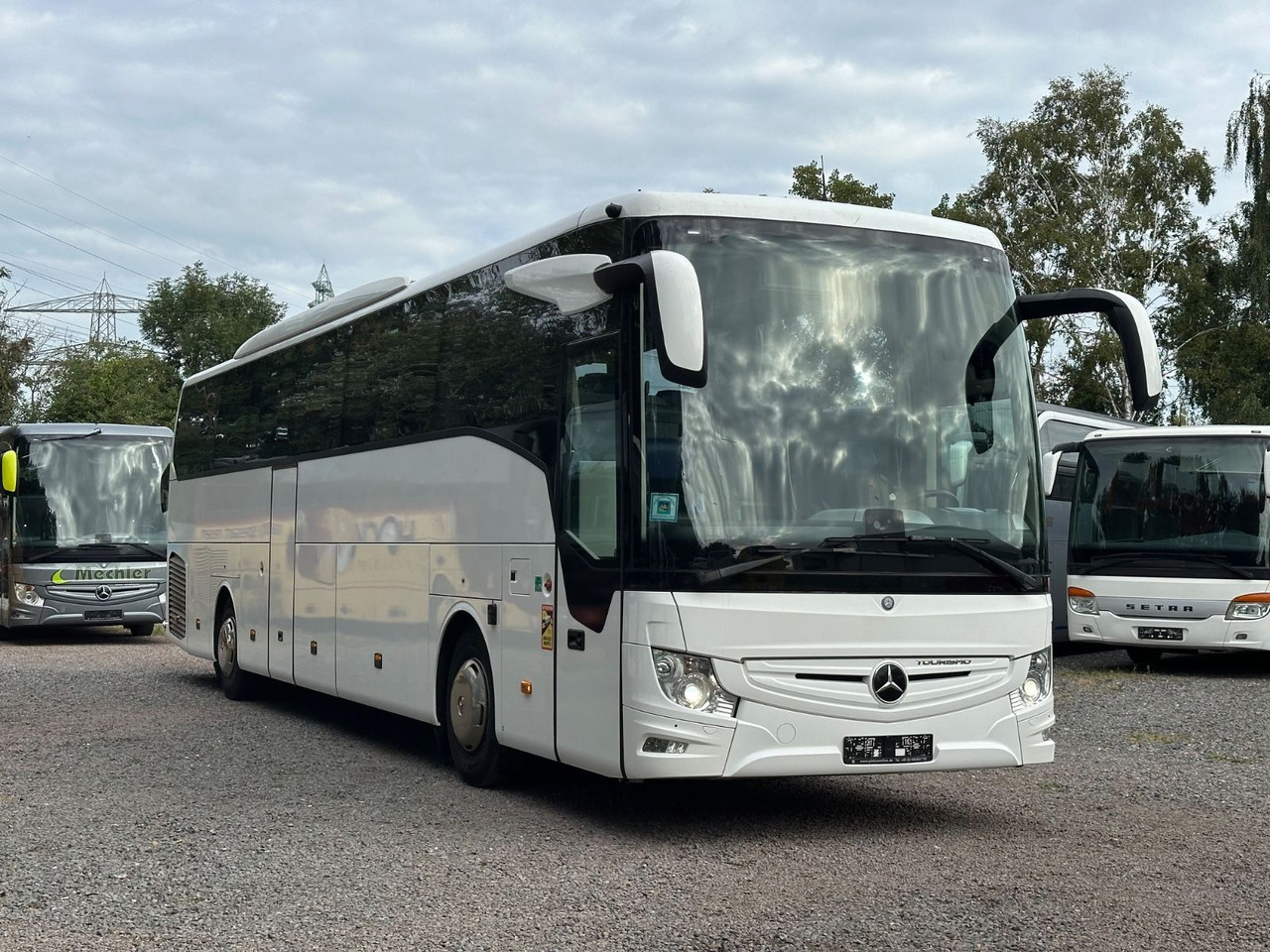Mercedes-Benz Tourismo E 16 RHD-M/2A (wenig Km*TOP*61 Sitze) - Turistički autobus: slika 2 Mercedes-Benz Tourismo E 16 RHD-M/2A (wenig Km*TOP*61 Sitze) - Turistički autobus: slika 2