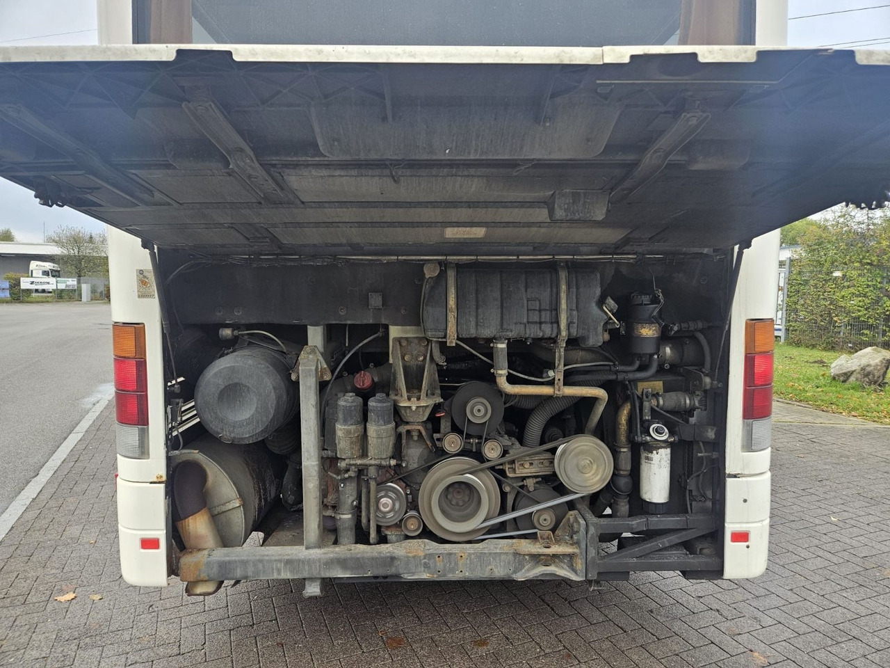 Setra S 317 UL (66 Sitze*Schalt*TOP) - Prigradski autobus: slika 3 Setra S 317 UL (66 Sitze*Schalt*TOP) - Prigradski autobus: slika 3