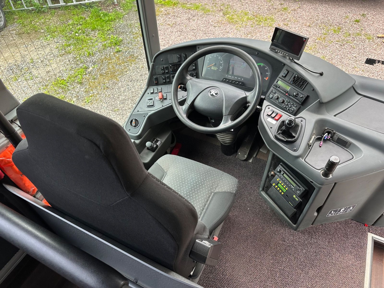 Setra S 415 UL Business (54 SchlafSitze*Klima)UL-GT - Prigradski autobus: slika 5 Setra S 415 UL Business (54 SchlafSitze*Klima)UL-GT - Prigradski autobus: slika 5