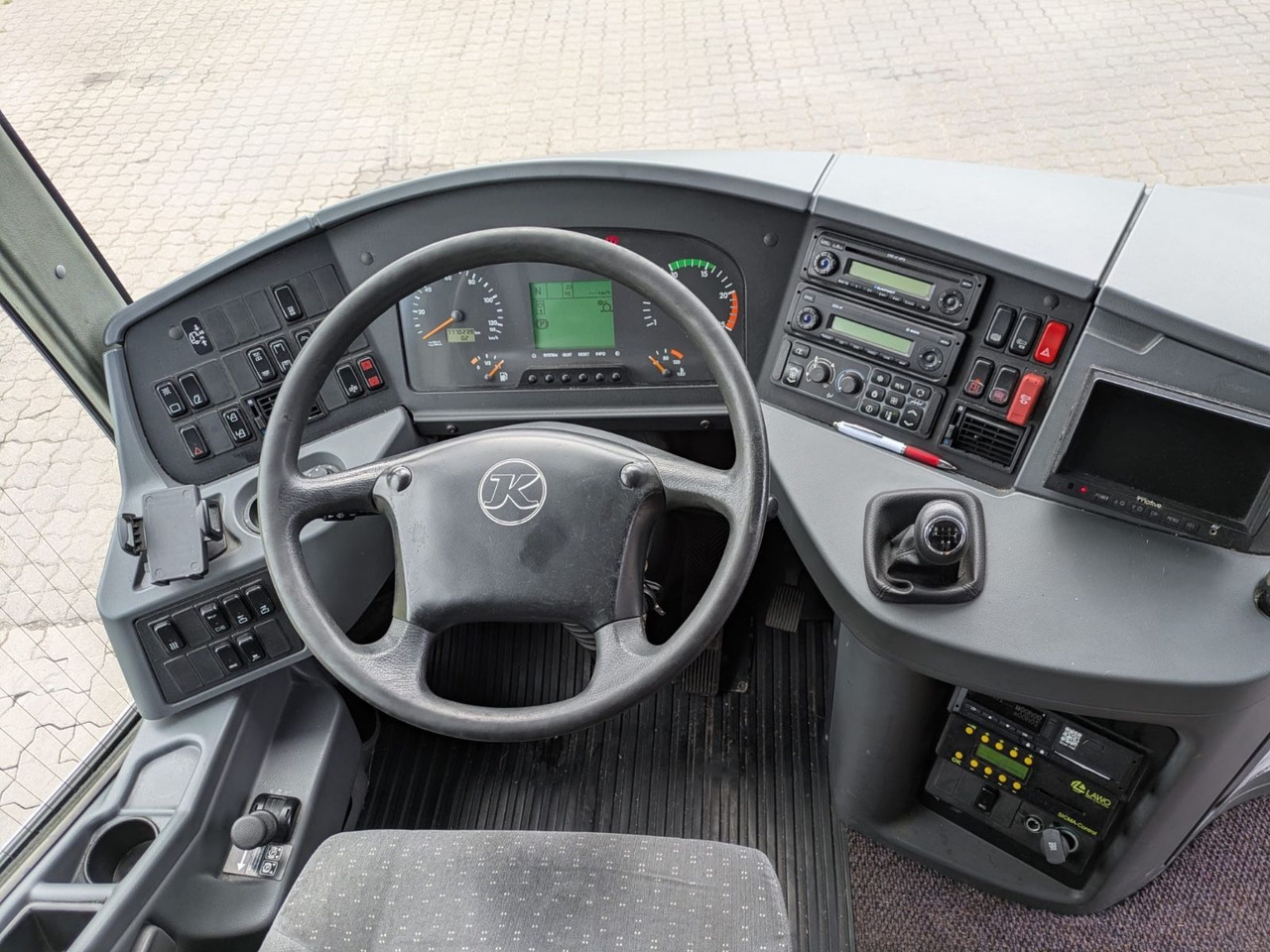 Setra S 416 GT (55 Sitze*WC) - Prigradski autobus: slika 3 Setra S 416 GT (55 Sitze*WC) - Prigradski autobus: slika 3