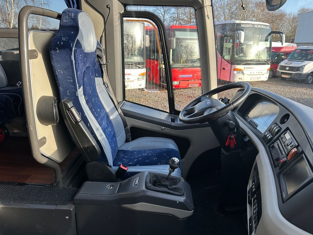 VDL Futura FHD 2 122/440 (Euro 6*DE*wenig Km) - Turistički autobus: slika 5 VDL Futura FHD 2 122/440 (Euro 6*DE*wenig Km) - Turistički autobus: slika 5