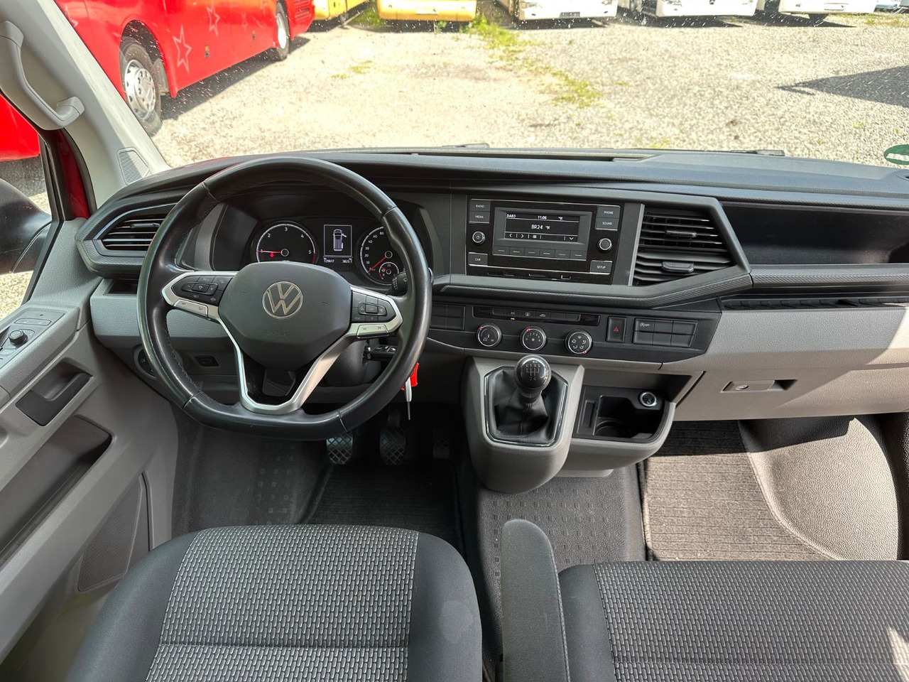 Putnički kombi Volkswagen T6 Kombi (PDC Hi*ACC*StandHz*9 Sitzer*AC): slika 13 Putnički kombi Volkswagen T6 Kombi (PDC Hi*ACC*StandHz*9 Sitzer*AC): slika 13