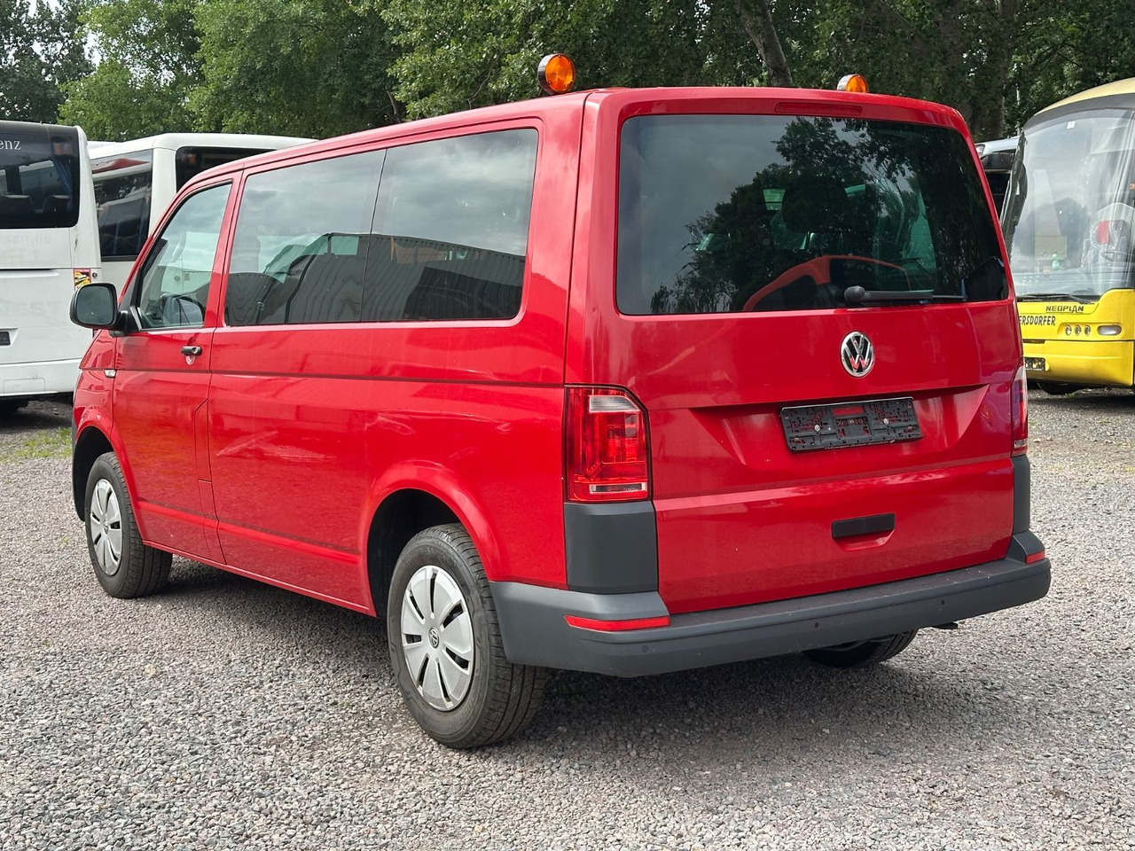 Volkswagen T6 Kombi (PDC Hi*ACC*StandHz*9 Sitzer*AC) - Putnički kombi: slika 2 Volkswagen T6 Kombi (PDC Hi*ACC*StandHz*9 Sitzer*AC) - Putnički kombi: slika 2